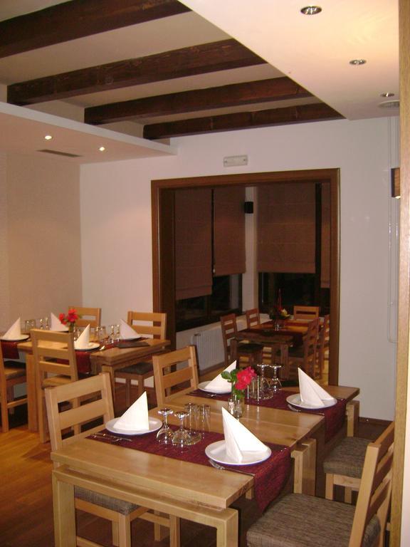 Guest House Zavicaj Pale Exterior foto